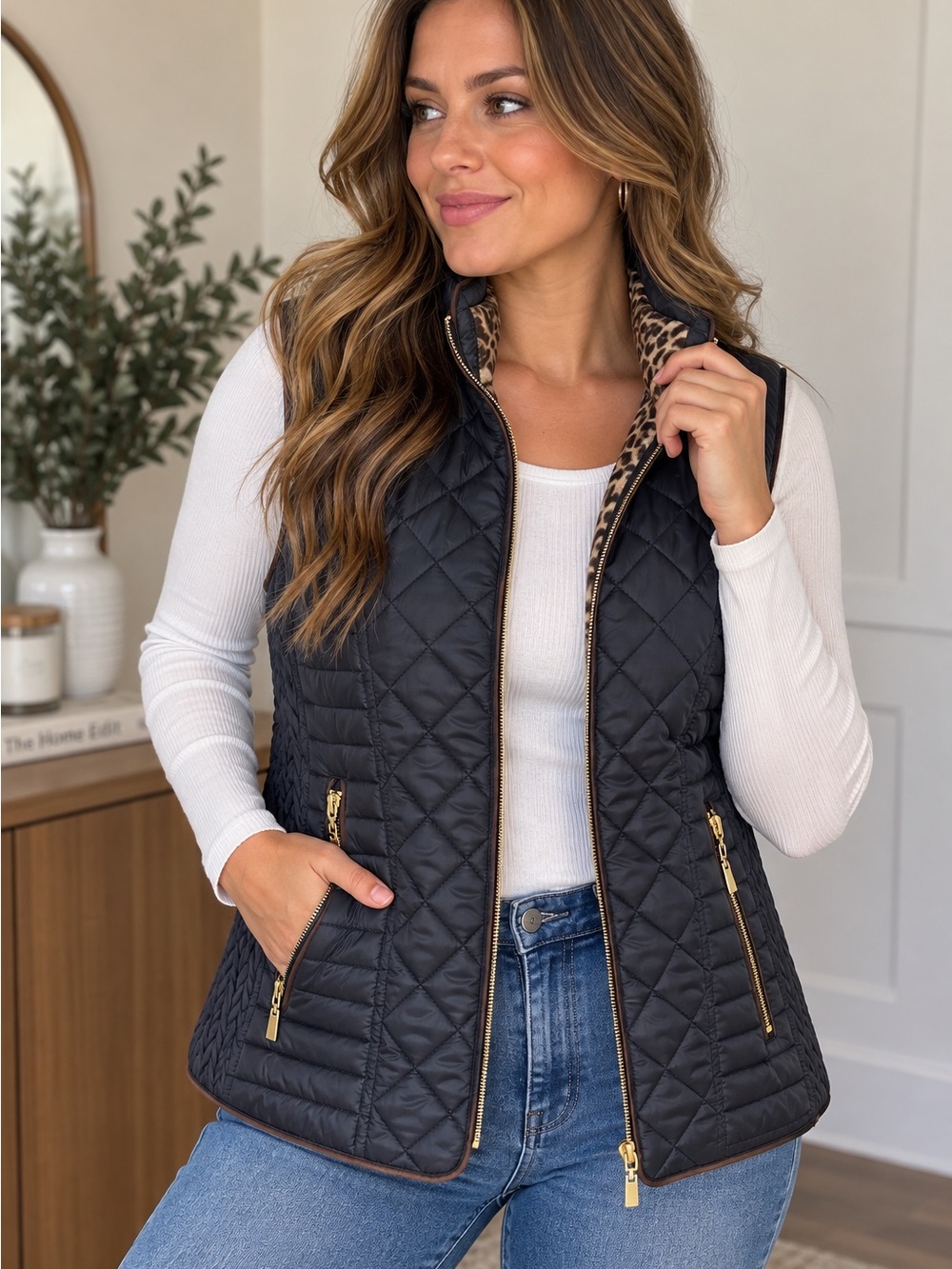 Kareakey Women’s Quilted Puffer Vest Size L Dark Navy Leopard Lined